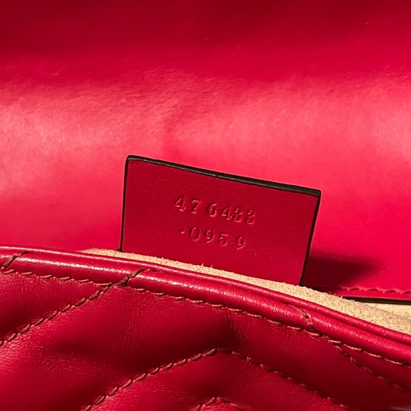 Gucci Purse - Picture 5 of 9